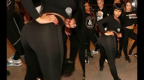 nicki minaj butt crack|Nicki Minaj bares her butt and more star snaps .